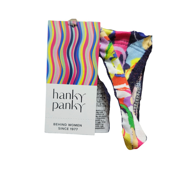 New‎ Hanky Panky OS Printed DreamEase Original Rise Thong Tales  Wonder Panties - Picture 3 of 3